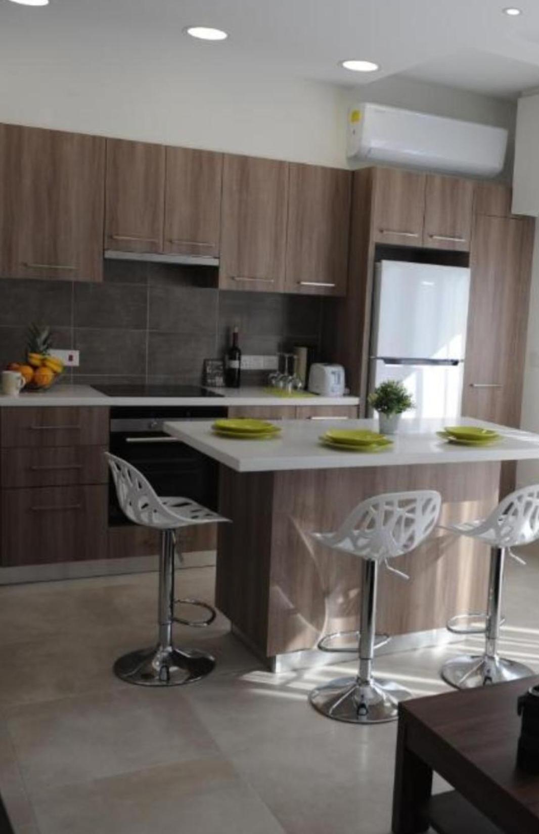 By The Way Apartment لارنكا المظهر الخارجي الصورة